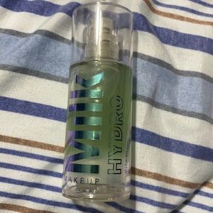 Milk hydro grip primer